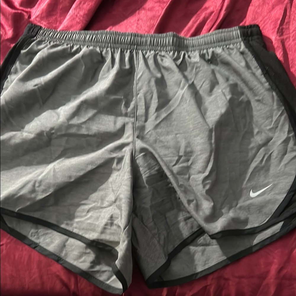 Nike Gray Athletic Shorts Lightweight Moisture-Wicking